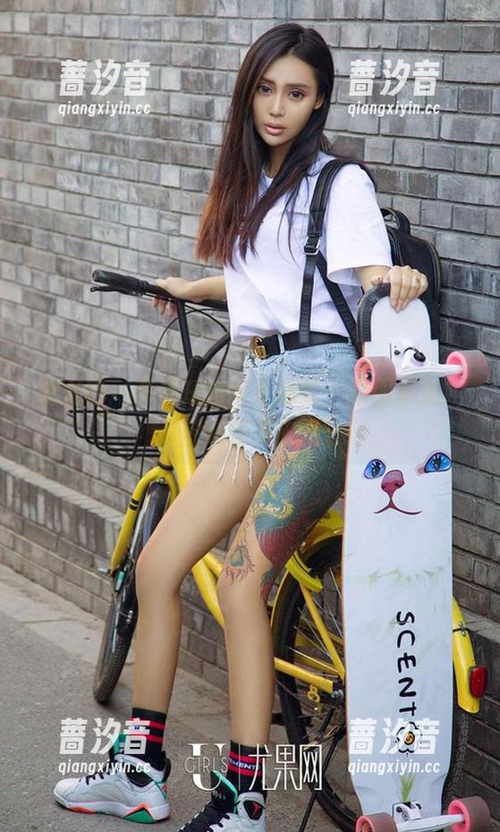 爱尤物-李希瑶 爱尤物 - 李希瑶浴室小探险:原图拿走,资源还要多来几波
