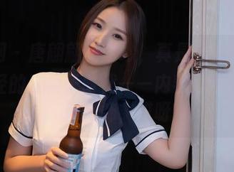 秀人网 – 唐翩翩的婚纱，真是让人怀念自己曾经的白裙子时代——内容原图未做任何修饰，哎呀