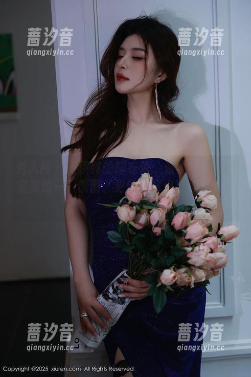 秀人网 - 王伊纯的睡衣秀：温柔与慵懒的完美统一，原图、更新给你点亮眼前一亮！