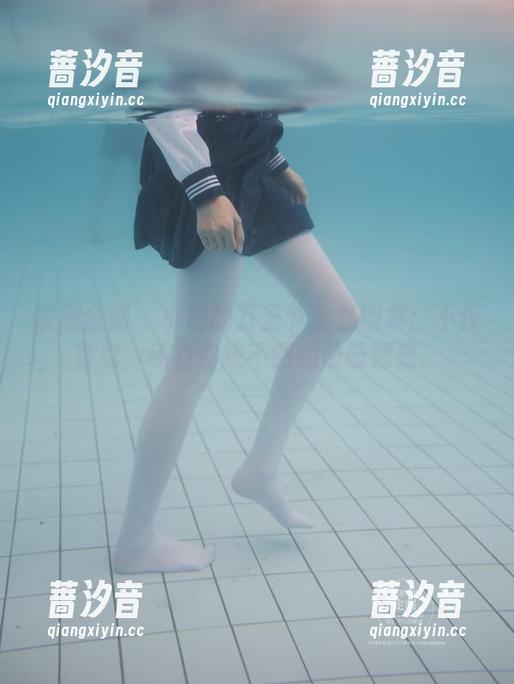 紧急企划 - 小恩的万圣节全套图集：不仅有鬼，还有你想不到的隐蔽情感。