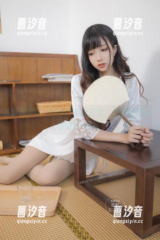 紧急企划 - 林书辞长腿狂欢，美图合集让你眼前一亮！