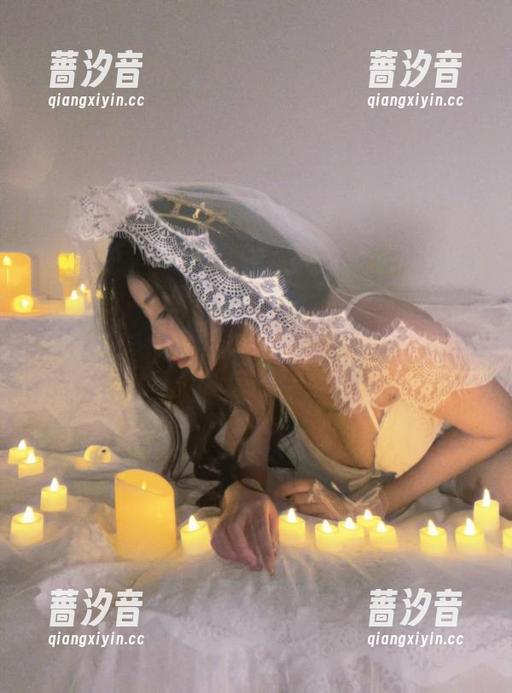 微密圈 - 漏背装，私拍的纪念小小v，总能带来不一样的气息