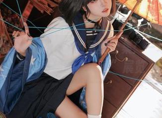 “纸悦Etsu_ko”的写真合集：一场不被禁忌束缚的“贞德”展览