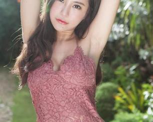 美媛馆 – 裸足、原图、刘雪妮Verna——难道脚也能有这番风味？