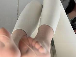 微密圈 – 脸红Dearie，你的少女让我看得眼花缭乱，眼里也冒爱心了！