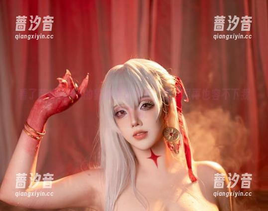 看了菌烨tako的乳胶紧身衣后，图库里再也容不下我的灵魂！