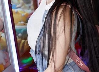 蜜桃社 – 白裙下的杏子，相信我，这一份精选原图会让你开启‘裙子效应’！