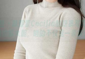 蜜桃社 – 陆萱萱Cecilia的短裤写真——短的够大胆，晒的不仅是一条裤子