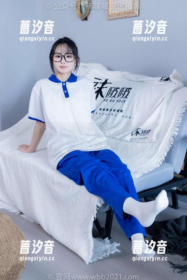 袜啵啵 - 高分辨率里藏着的小甜豆，一不小心就成了天使？图包太有魔力了！